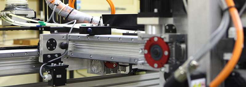 磁致伸缩位移传感器橡塑机械应用